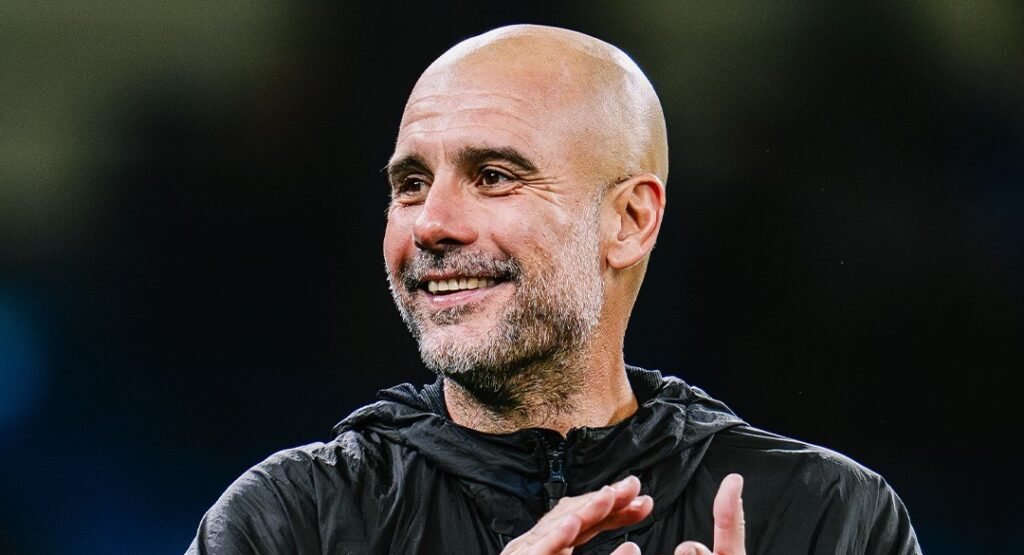 Pep Guardiola defende expulsão de Diogo Dalot no clássico entre Manchester United e Manchester City