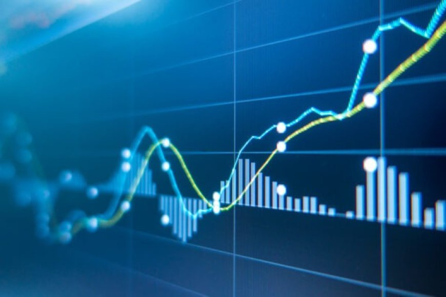 Atualização de Mercado: Futuros Mantêm Calmaria em Meio à Incerteza; Queda da Cisco Adiciona Pressão