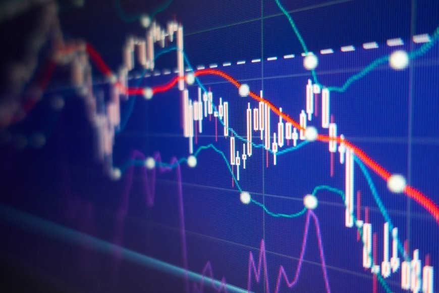 Perspectivas Mistas para as Ações dos EUA à Medida que 2023 se Aproxima do Fim; Mercado Espera por Cortes de Juros
