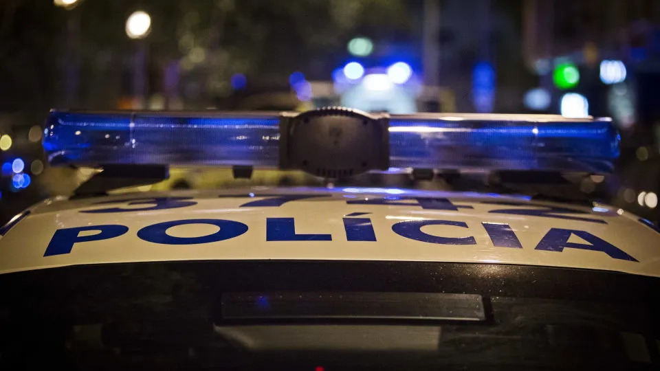 Jovem de 13 anos é assaltado sob ameaça de faca em Coimbra