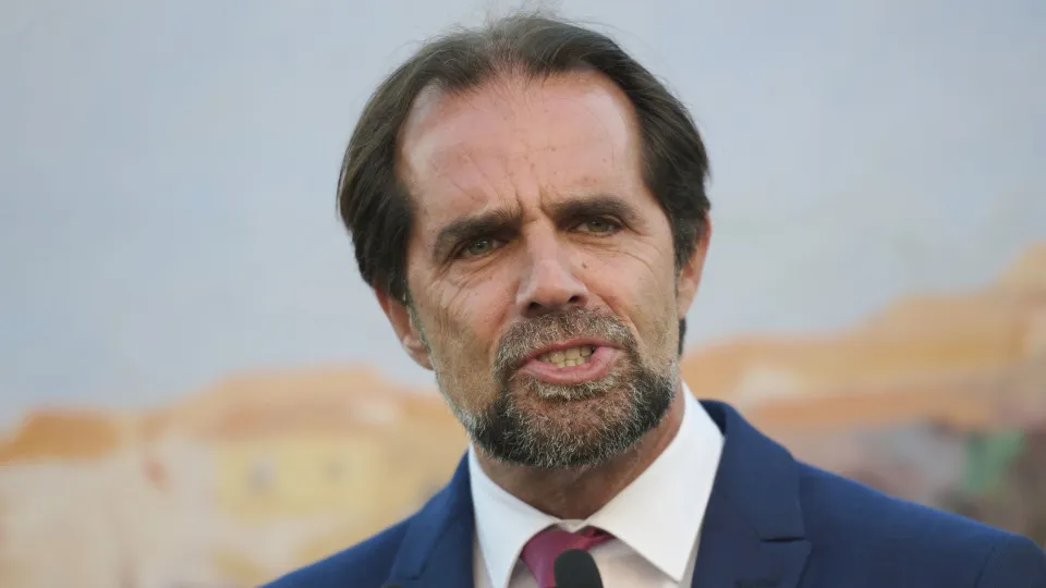 "Governo Nacional Deve Intervir Imediatamente"