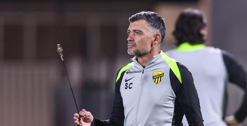 Al Ittihad de Sérgio Conceição em negociações para contratar craque da Premier League