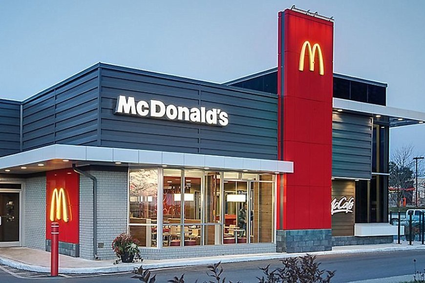 Restaurantes dos EUA Preparados para Aumento de Lucros no 2º Semestre de 2023 Amid Fatores Econômicos Favoráveis