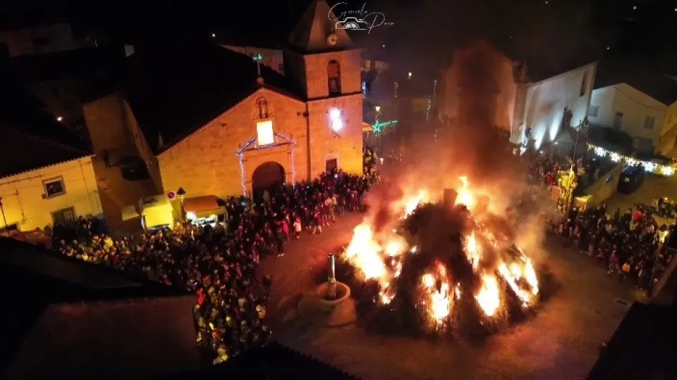 A Tradição de Natal em Penamacor: Madeiro já Arde