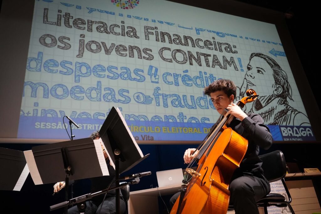 Braga Recebe Sessão Distrital do Parlamento dos Jovens do Ensino Básico