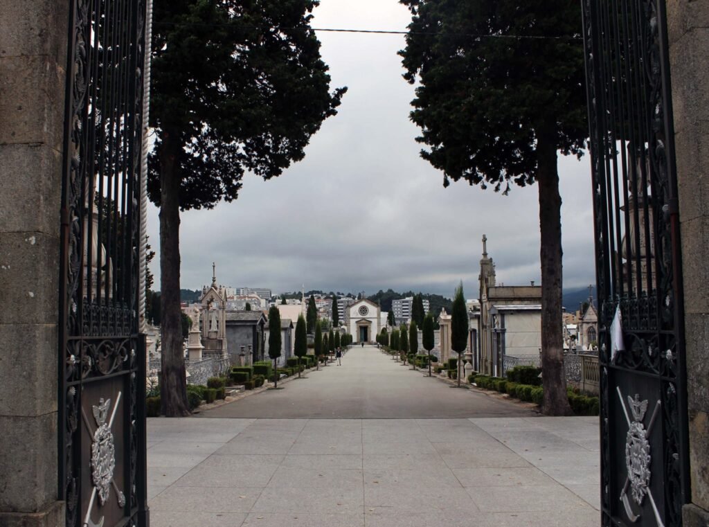 Cemitério Municipal de Braga agora em horário contínuo