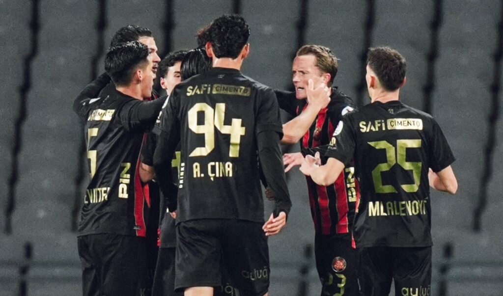 Fenerbahçe escorrega contra o Último Classificado e Pode Ficar a Sete Pontos da Liderança na Liga Turca