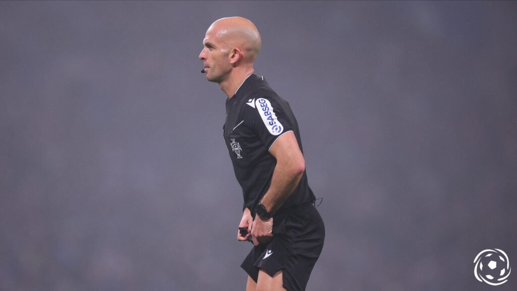 Luís Godinho nomeado para jogo internacional: Equipa de arbitragem 100% portuguesa