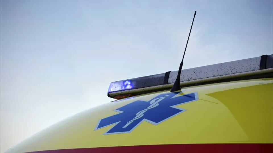 Homem de 39 anos morre em despiste em Ourique após capotar e colidir com árvore