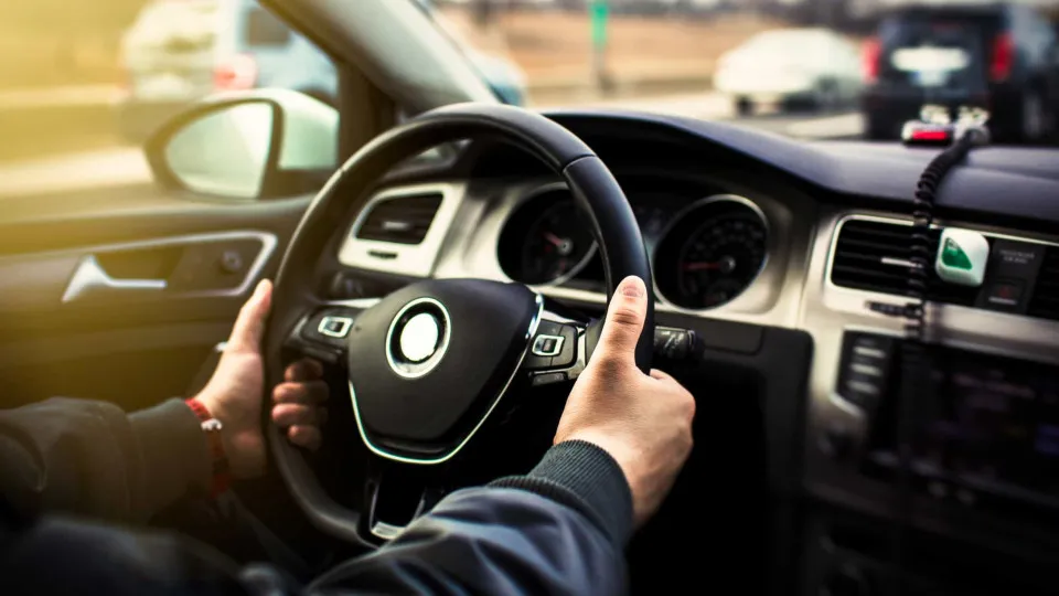 GNR e PSP Detiveram 76 Motoristas Diariamente por Excesso de Álcool