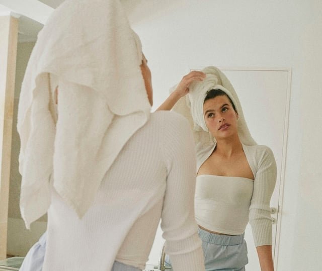 "Tomar Banho Escuro Pode Reduzir o Estresse e Melhorar o Sono?"