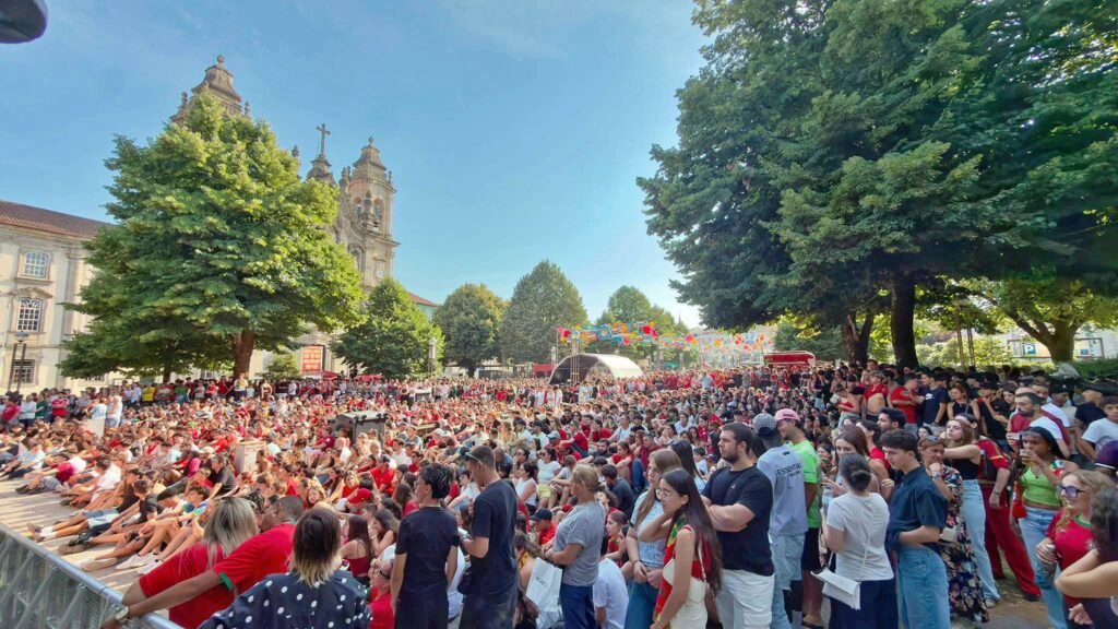 Braga ganha novas transmissões do Mundial em ecrã gigante na Avenida Central